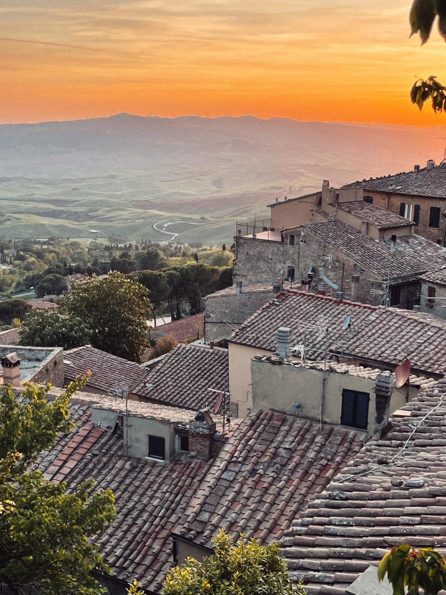 Podere Le Volpaie - Arancia بمونتيكاتيني فال دي سيسينا المظهر الخارجي الصورة